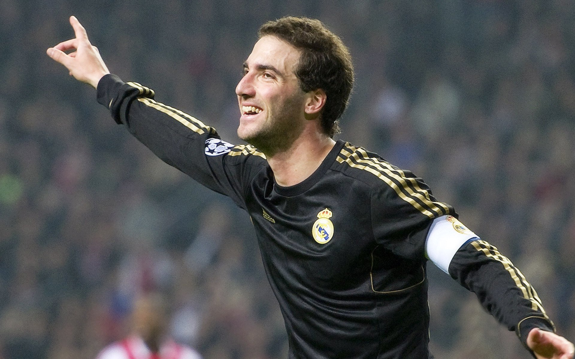 开云体育平台APP-哈斯弑神，当新神踩着旧巨头的废墟加冕