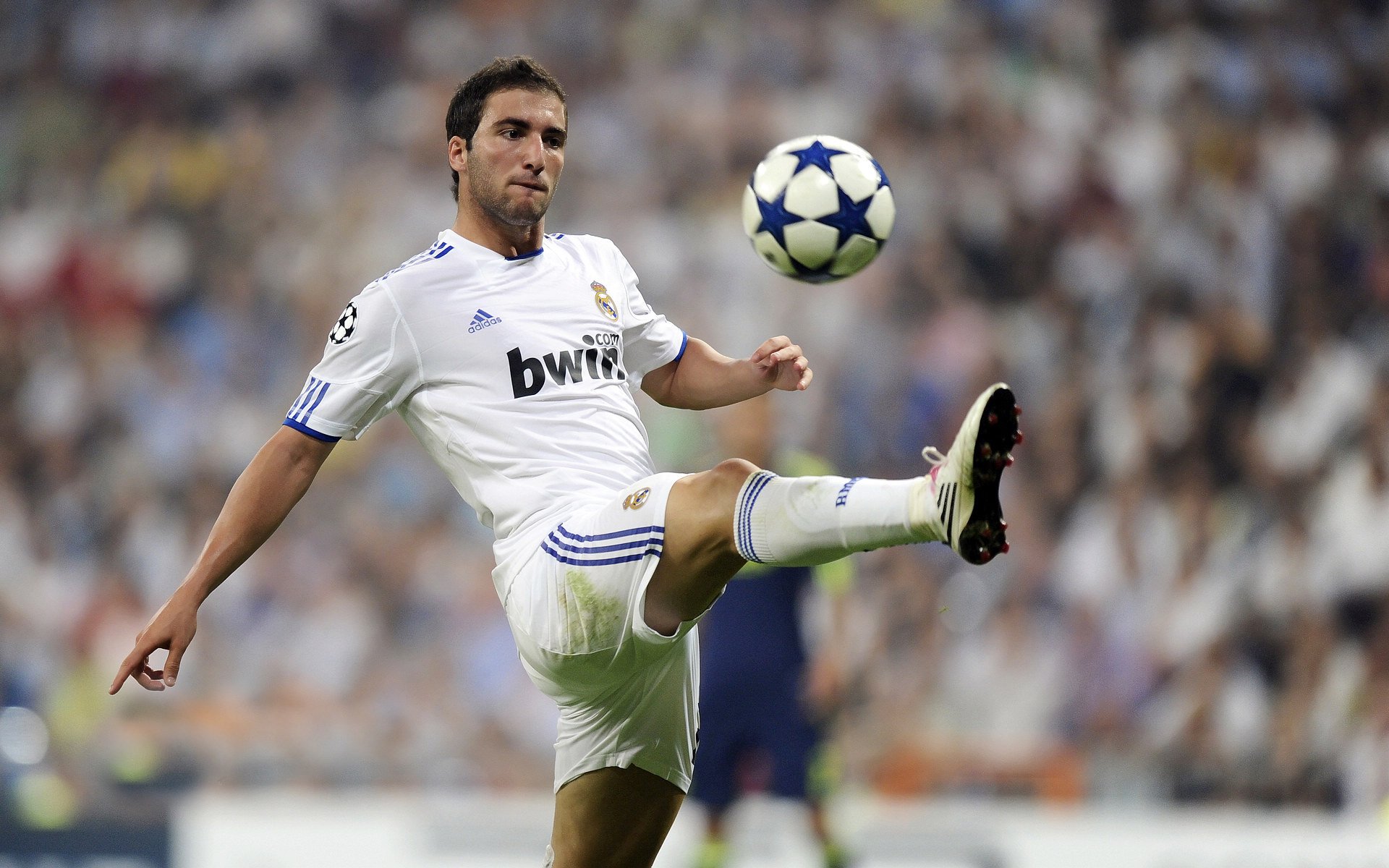 开云体育app-唯一性文章，当挪威在欧冠决赛击败曼城，基米希如何扛起一支不存在的球队？